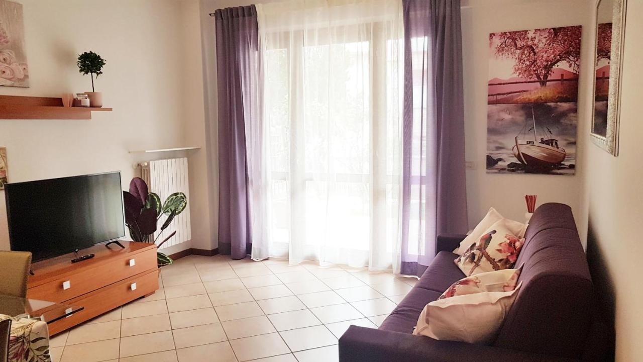 In Vacanza Da Miki 03 Ντεζεντσάνο ντελ Γκάρντα Εξωτερικό φωτογραφία
