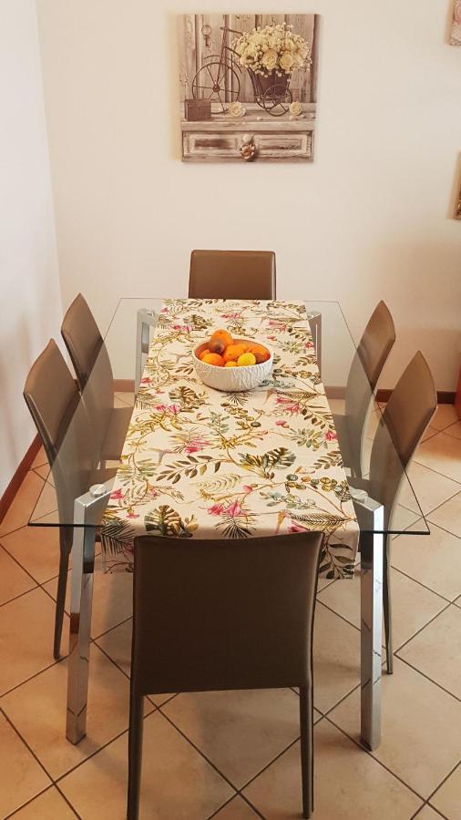 In Vacanza Da Miki 03 Ντεζεντσάνο ντελ Γκάρντα Εξωτερικό φωτογραφία